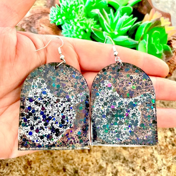 Captain Hook Acrylic Earrings - Picture 5 of 5